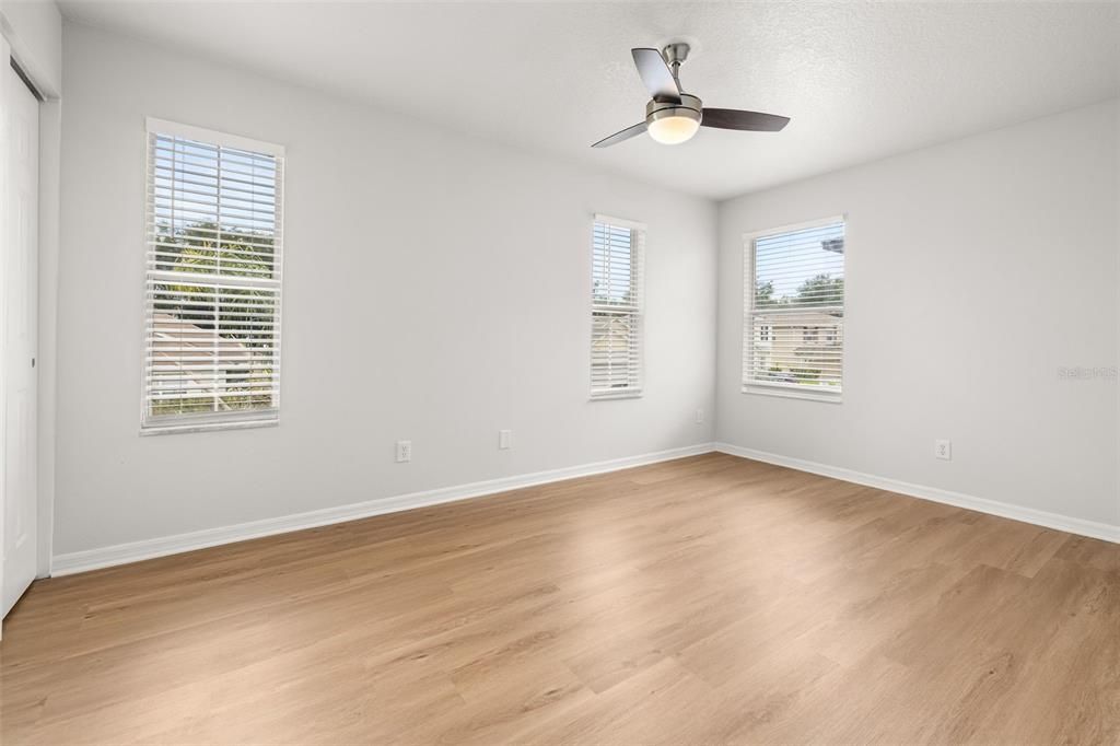 For Sale: $479,000 (4 beds, 3 baths, 2571 Square Feet)