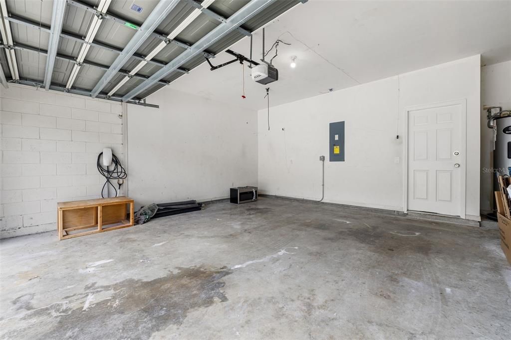 For Sale: $479,000 (4 beds, 3 baths, 2571 Square Feet)