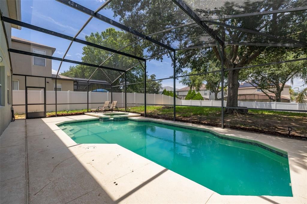 For Sale: $479,000 (4 beds, 3 baths, 2571 Square Feet)