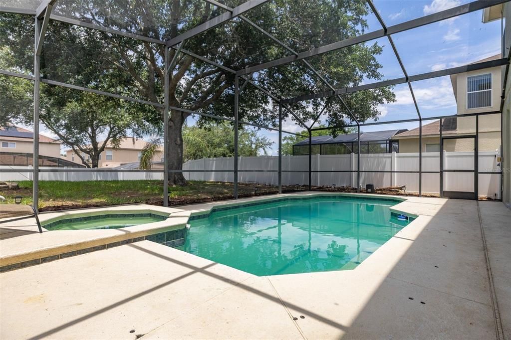 For Sale: $479,000 (4 beds, 3 baths, 2571 Square Feet)