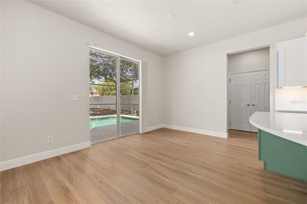 For Sale: $479,000 (4 beds, 3 baths, 2571 Square Feet)