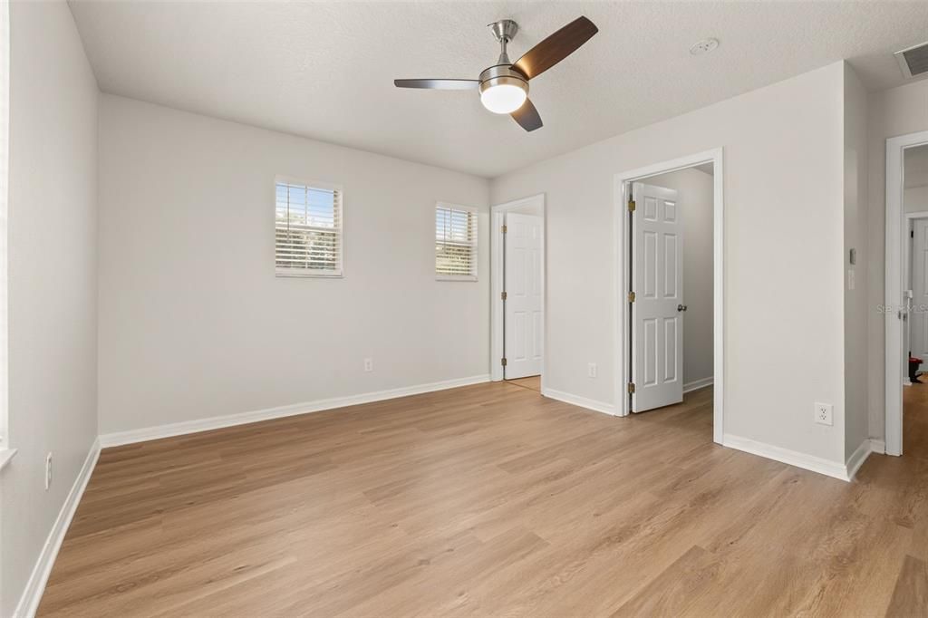 For Sale: $479,000 (4 beds, 3 baths, 2571 Square Feet)
