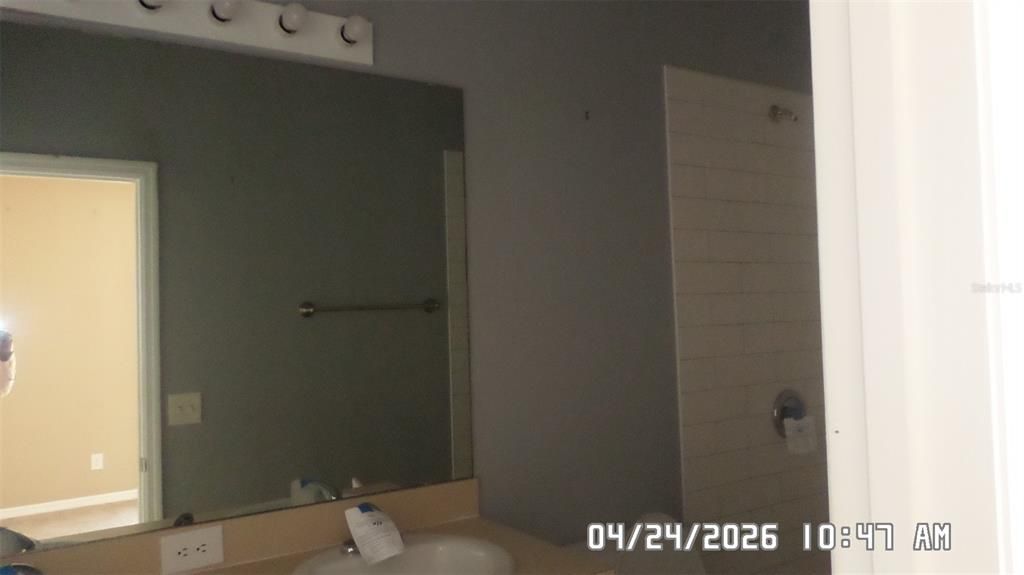 На продажу: $267,950 (3 спален, 3 ванн, 1503 Квадратных фут)