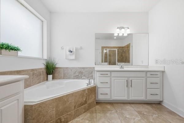 В аренду: $2,750 (4 спален, 2 ванн, 2553 Квадратных фут)