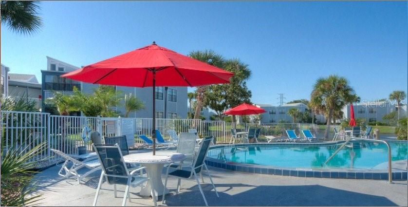 For Rent: $1,600 (2 beds, 2 baths, 820 Square Feet)