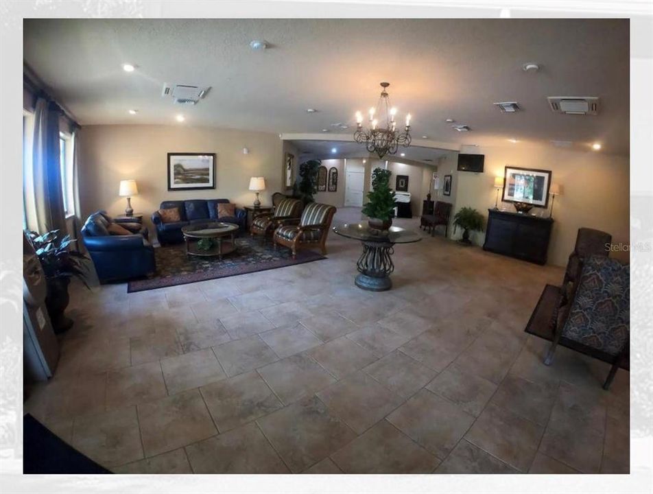 For Rent: $1,600 (2 beds, 2 baths, 820 Square Feet)