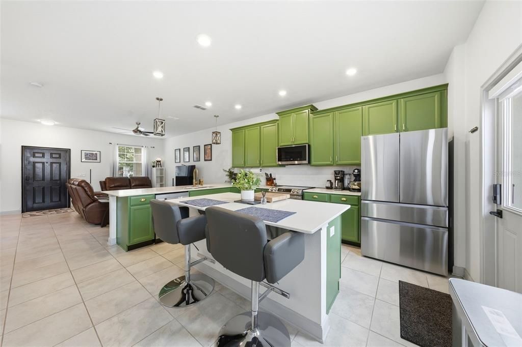 На продажу: $435,000 (3 спален, 2 ванн, 1636 Квадратных фут)