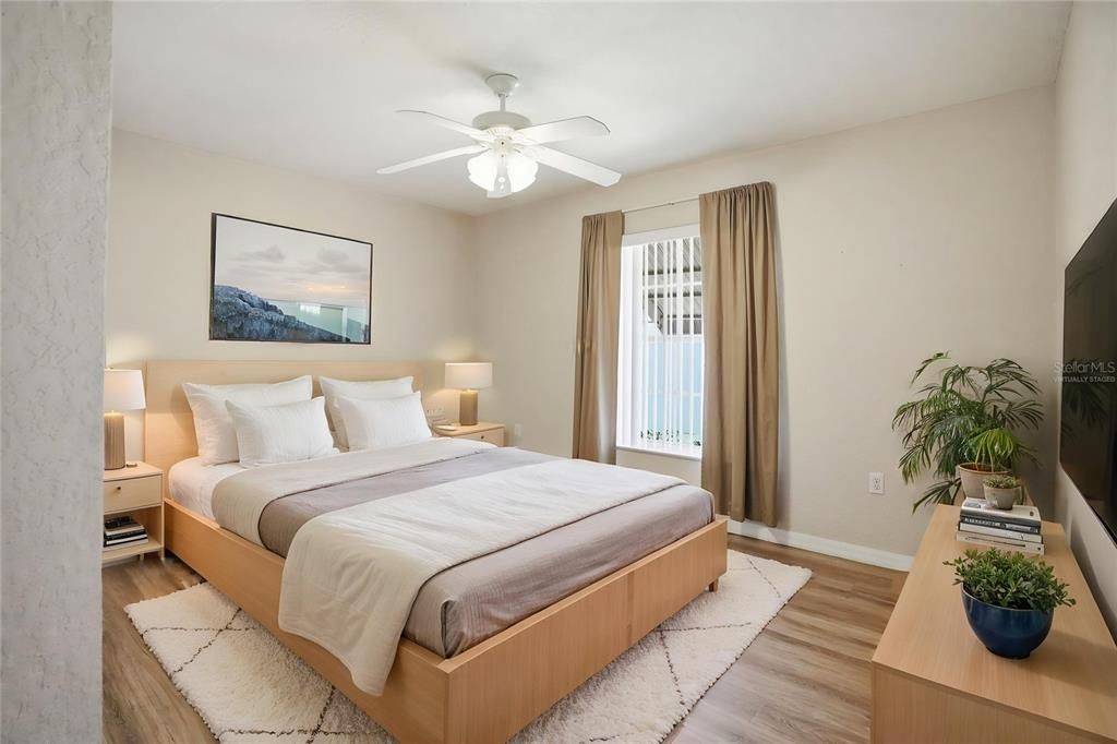 На продажу: $329,000 (3 спален, 2 ванн, 1804 Квадратных фут)