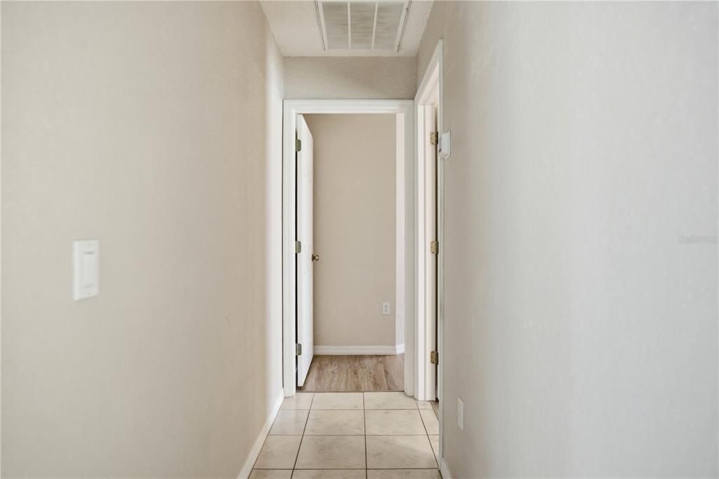 На продажу: $329,000 (3 спален, 2 ванн, 1804 Квадратных фут)