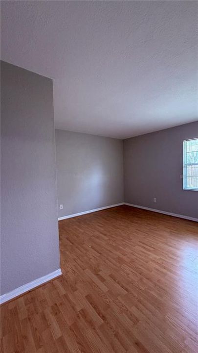 В аренду: $1,550 (2 спален, 1 ванн, 1000 Квадратных фут)