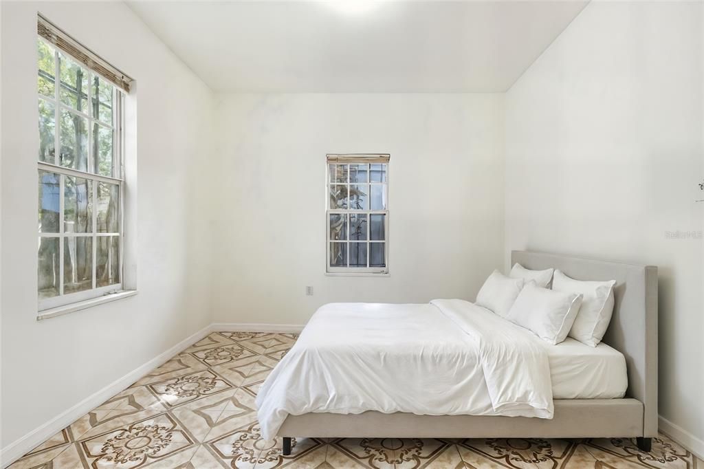 En Venta: $220,000 (3 camas, 1 baños, 1036 Pies cuadrados)