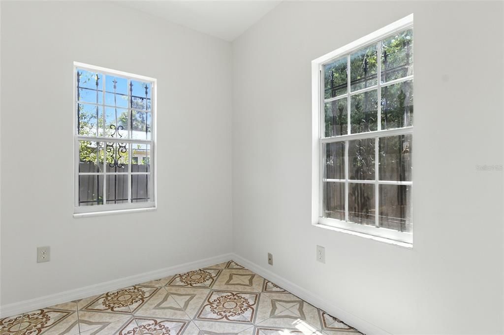 En Venta: $220,000 (3 camas, 1 baños, 1036 Pies cuadrados)