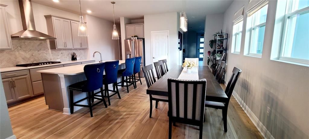 En Renta: $2,750 (3 camas, 2 baños, 1821 Pies cuadrados)