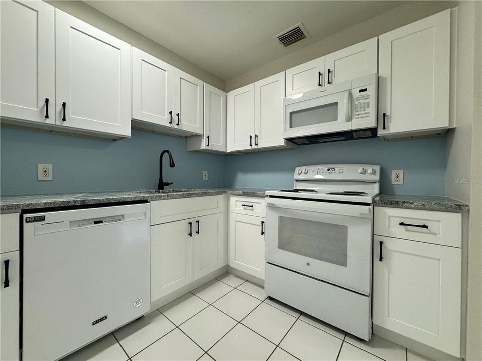 For Sale: $535,000 (3 beds, 0 baths, 1360 Square Feet)