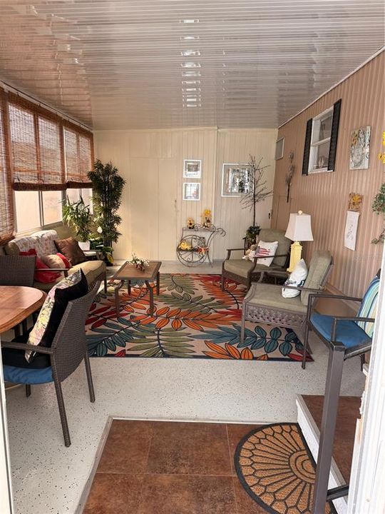En Venta: $85,000 (2 camas, 2 baños, 955 Pies cuadrados)