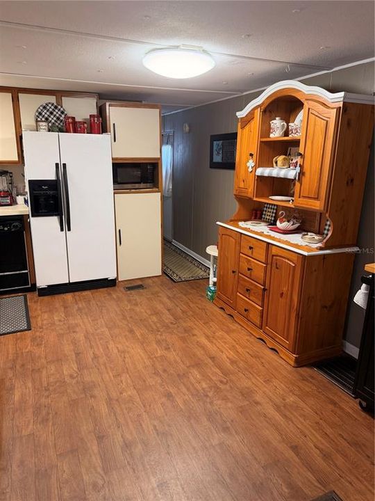En Venta: $85,000 (2 camas, 2 baños, 955 Pies cuadrados)