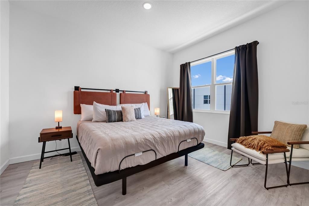 For Sale: $290,000 (3 beds, 2 baths, 1744 Square Feet)