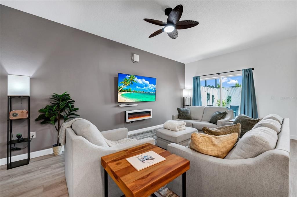 For Sale: $290,000 (3 beds, 2 baths, 1744 Square Feet)