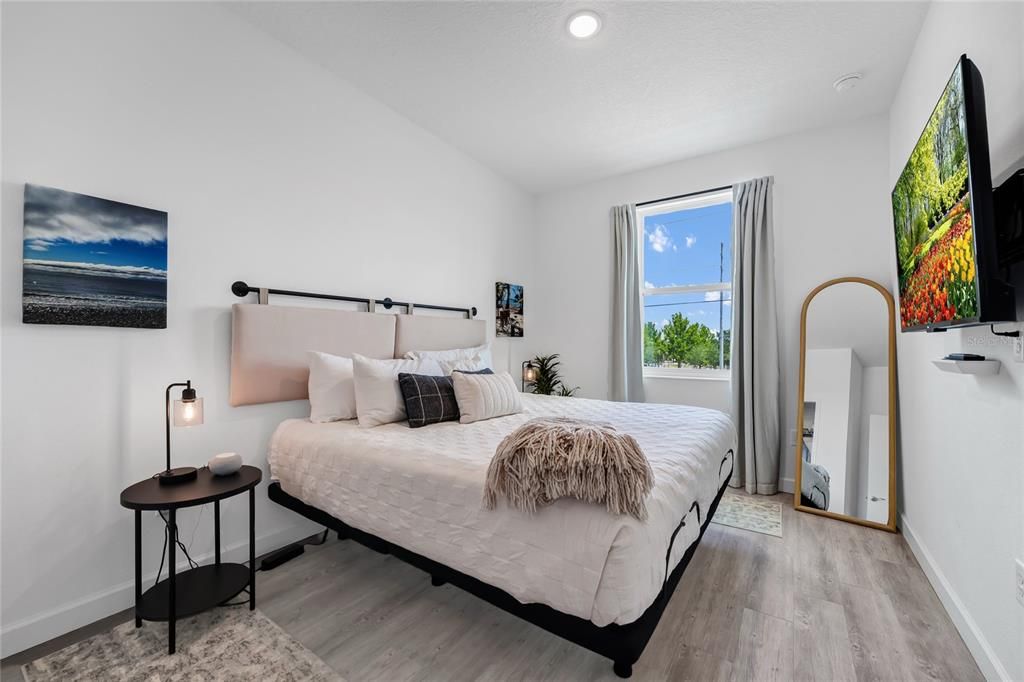 For Sale: $290,000 (3 beds, 2 baths, 1744 Square Feet)
