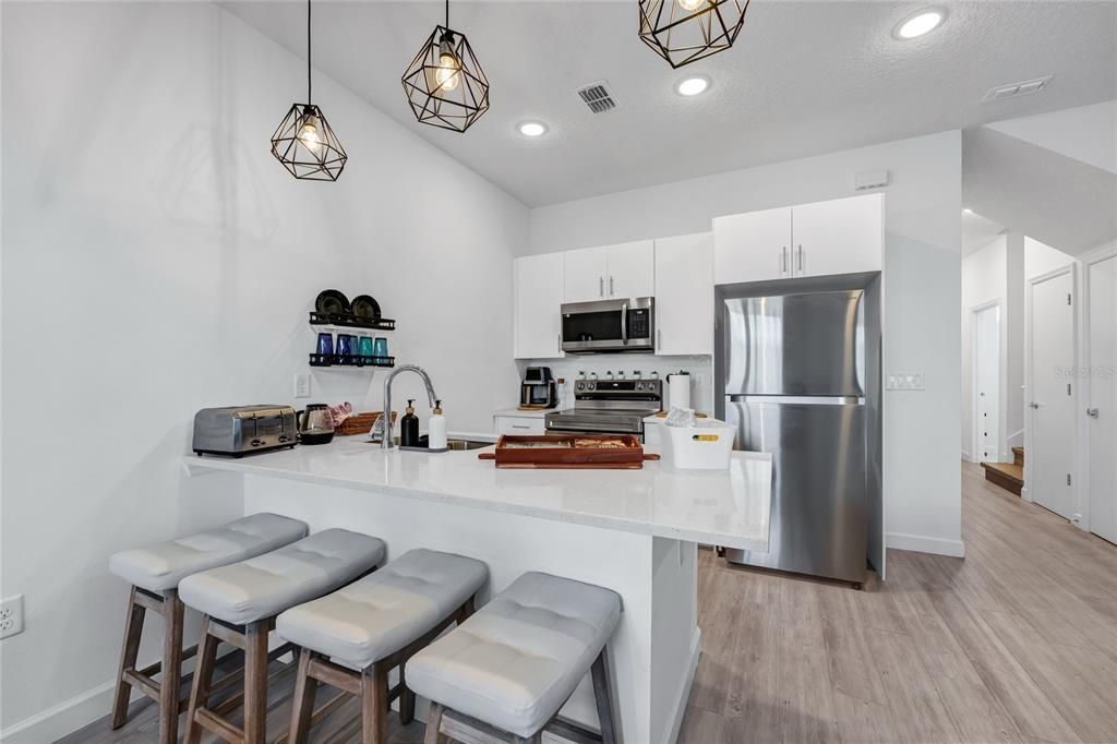For Sale: $290,000 (3 beds, 2 baths, 1744 Square Feet)