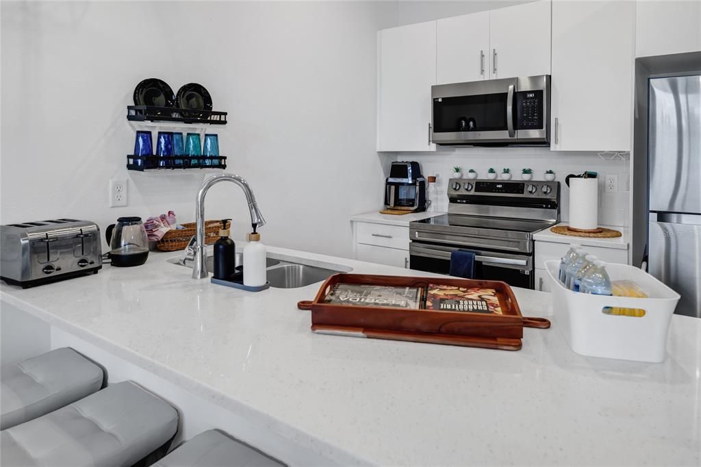 For Sale: $290,000 (3 beds, 2 baths, 1744 Square Feet)
