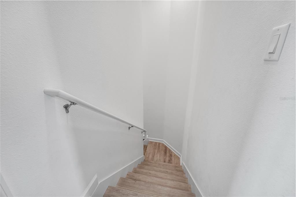 For Sale: $290,000 (3 beds, 2 baths, 1744 Square Feet)