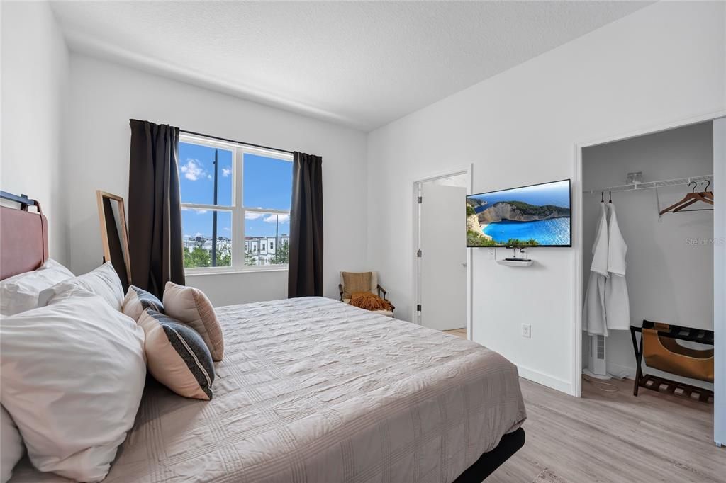 For Sale: $290,000 (3 beds, 2 baths, 1744 Square Feet)