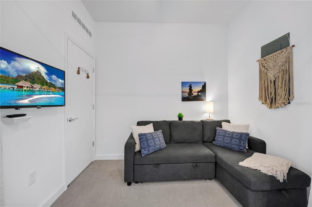 For Sale: $290,000 (3 beds, 2 baths, 1744 Square Feet)