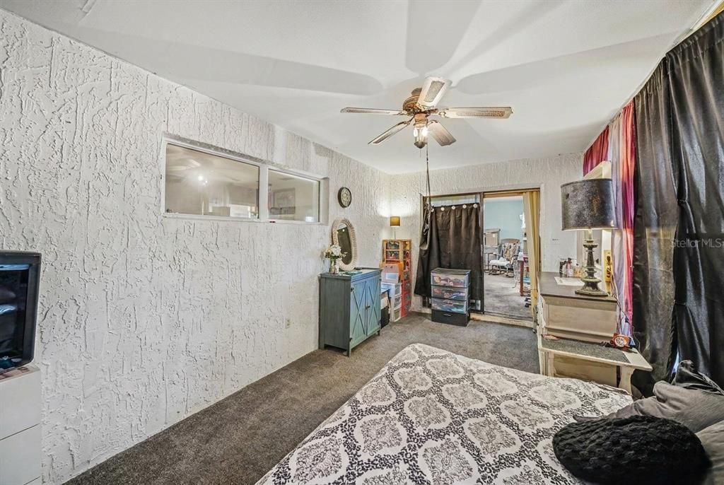 For Sale: $199,000 (2 beds, 2 baths, 1402 Square Feet)