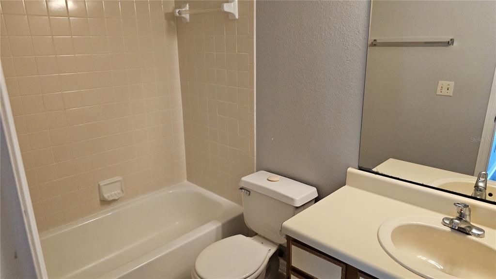 En Venta: $138,900 (2 camas, 2 baños, 836 Pies cuadrados)