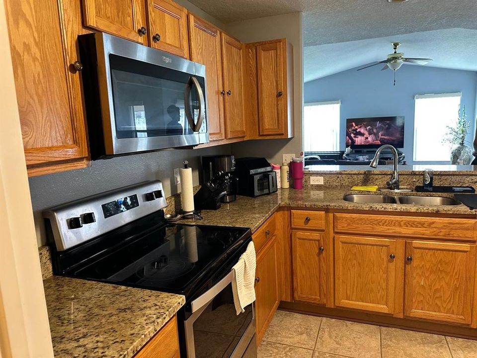 En Venta: $320,000 (3 camas, 2 baños, 1776 Pies cuadrados)