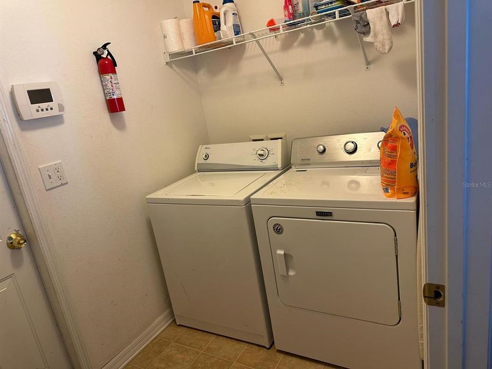 En Venta: $320,000 (3 camas, 2 baños, 1776 Pies cuadrados)