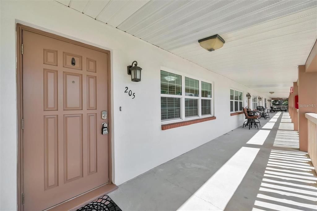 For Rent: $1,500 (1 beds, 1 baths, 640 Square Feet)