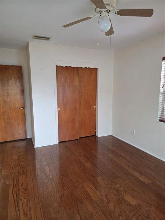 En Venta: $465,000 (3 camas, 2 baños, 1324 Pies cuadrados)