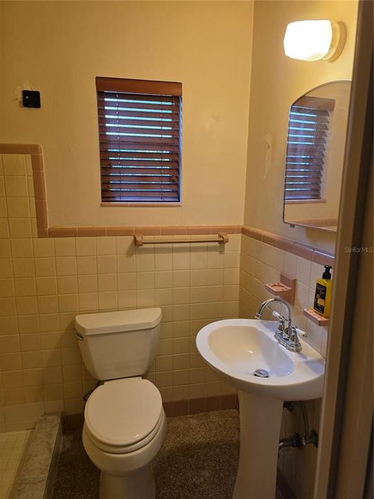 En Venta: $465,000 (3 camas, 2 baños, 1324 Pies cuadrados)