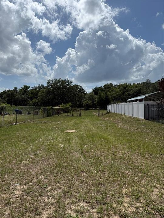 待售: $90,000 (0.27 acres)