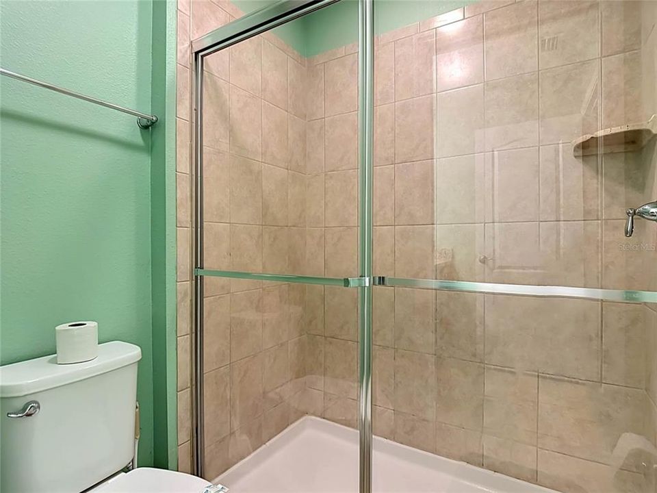 На продажу: $629,000 (8 спален, 6 ванн, 4041 Квадратных фут)