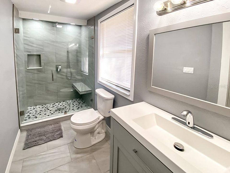 На продажу: $325,000 (3 спален, 2 ванн, 1200 Квадратных фут)