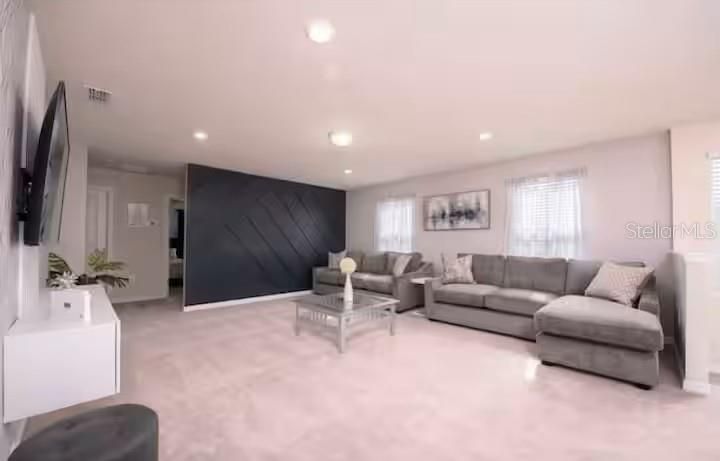 На продажу: $739,000 (7 спален, 6 ванн, 3282 Квадратных фут)
