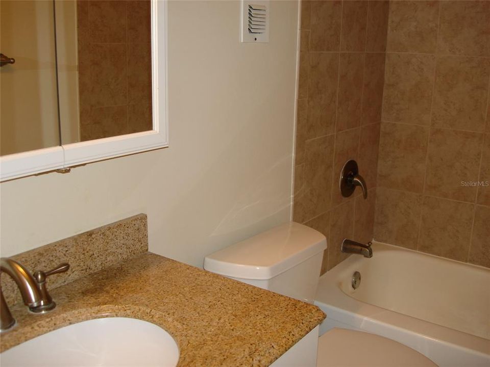 В аренду: $2,950 (2 спален, 1 ванн, 1022 Квадратных фут)