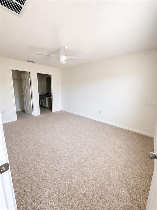 For Sale: $284,900 (3 beds, 2 baths, 1282 Square Feet)