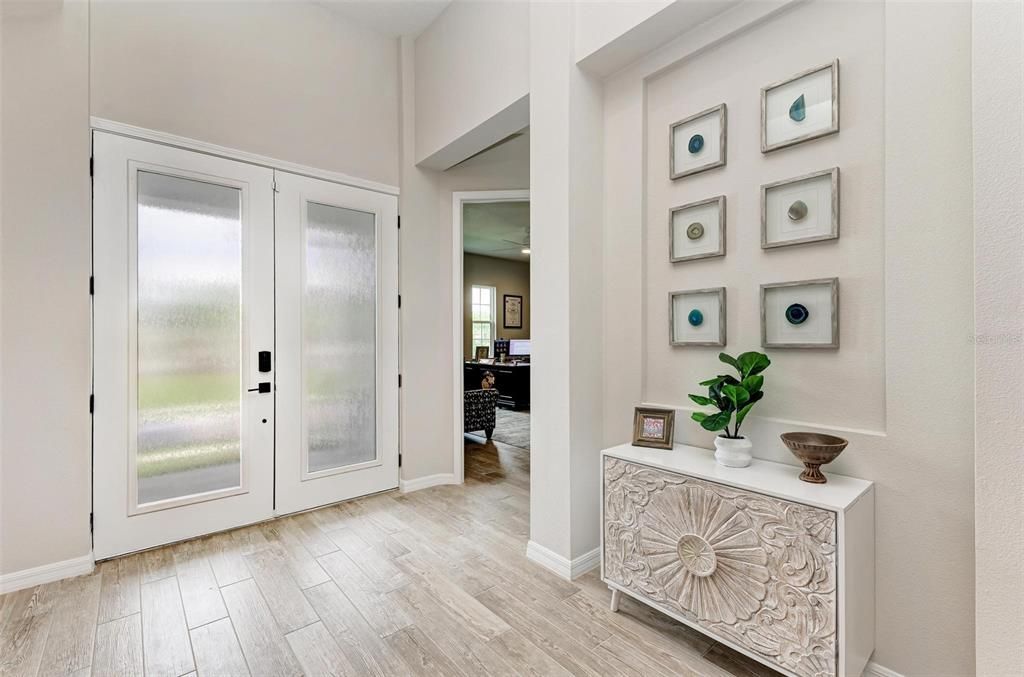 For Sale: $1,250,000 (3 beds, 2 baths, 3020 Square Feet)