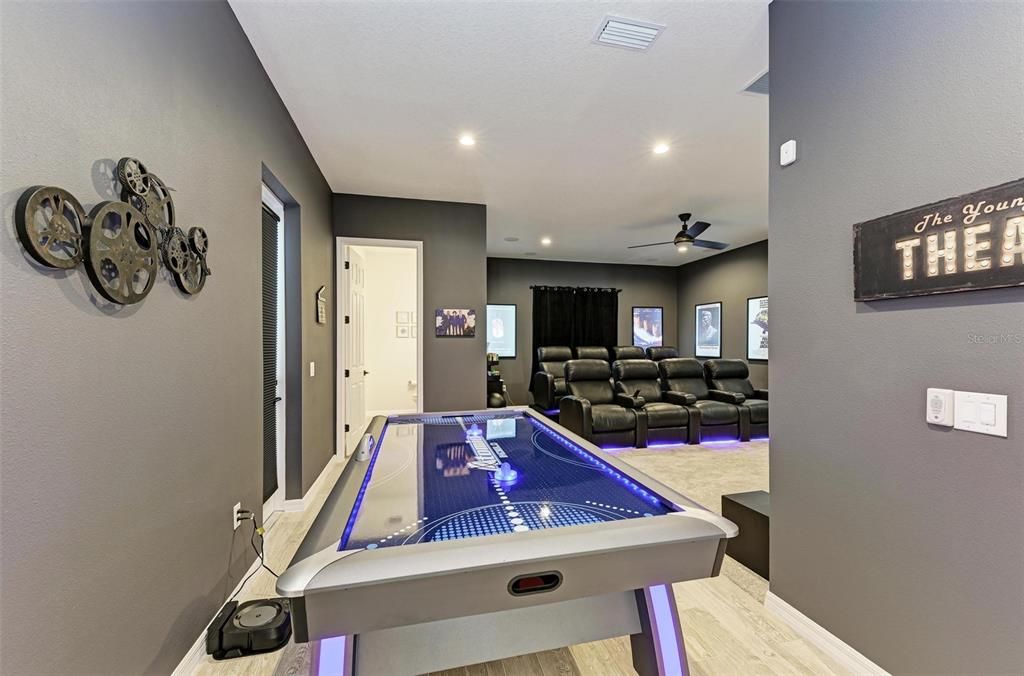For Sale: $1,250,000 (3 beds, 2 baths, 3020 Square Feet)