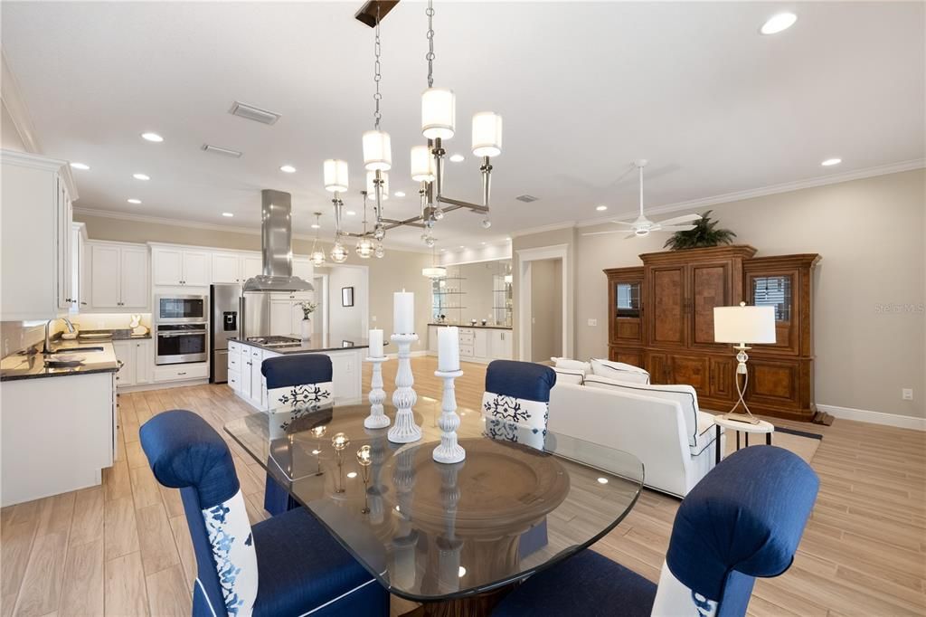 For Sale: $499,000 (3 beds, 3 baths, 2763 Square Feet)