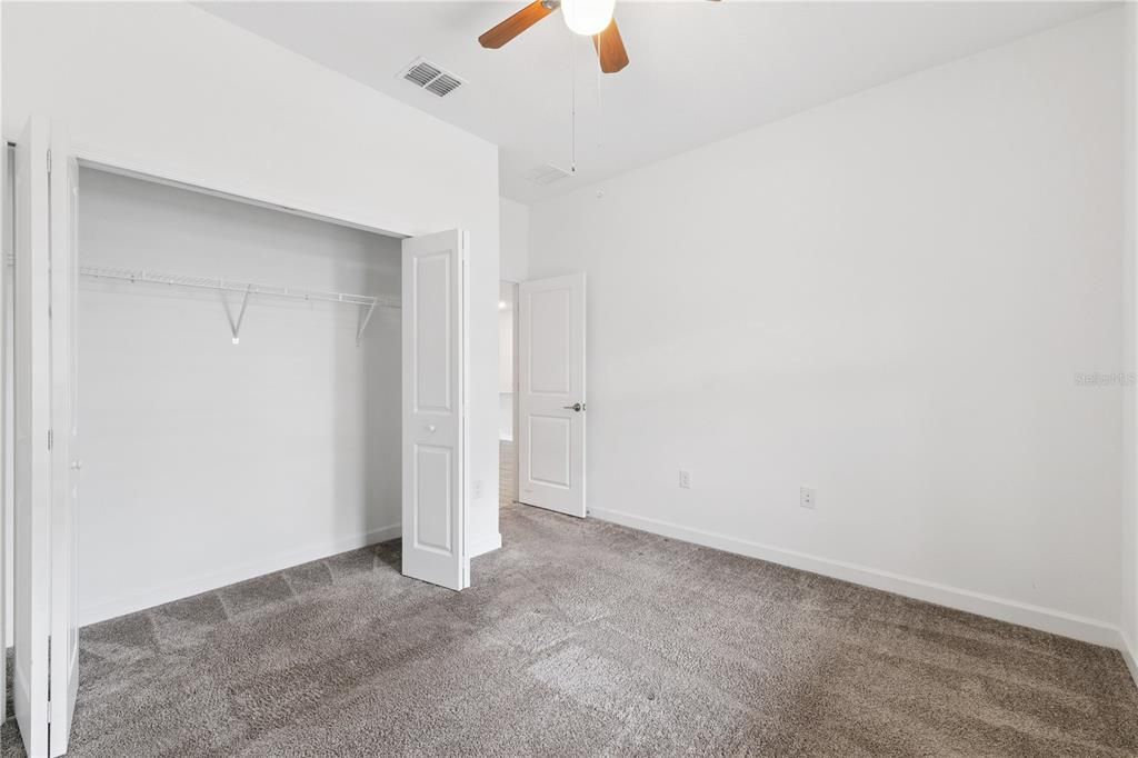 For Sale: $549,000 (5 beds, 3 baths, 2461 Square Feet)