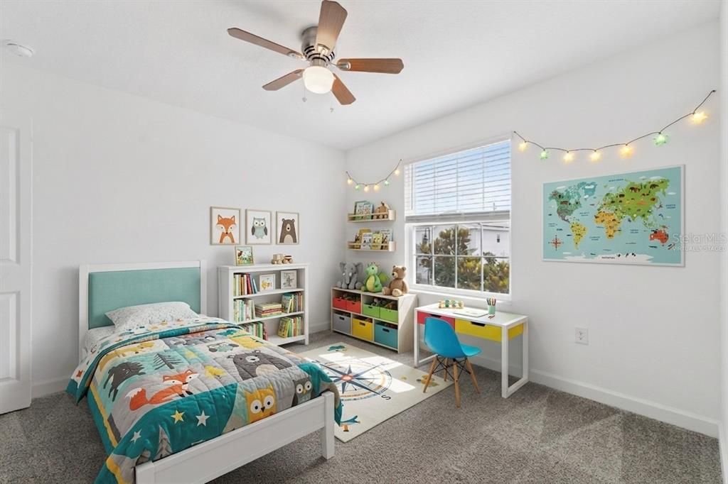 For Sale: $549,000 (5 beds, 3 baths, 2461 Square Feet)