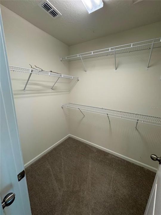 En Renta: $2,400 (3 camas, 2 baños, 1739 Pies cuadrados)