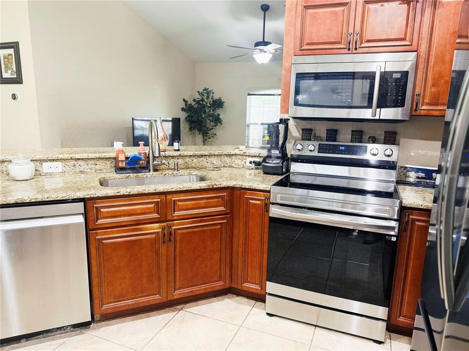 En Venta: $279,000 (3 camas, 2 baños, 1252 Pies cuadrados)