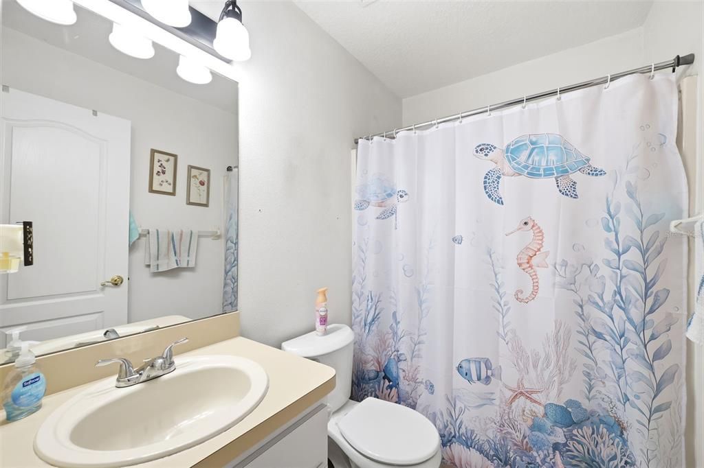 For Sale: $315,000 (3 beds, 2 baths, 1576 Square Feet)
