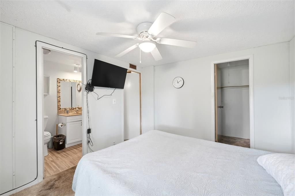 En Venta: $250,000 (3 camas, 2 baños, 1440 Pies cuadrados)